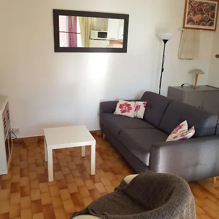 T2 Cabine, Parking Prive, Lave-linge, A 100m Plage, Pour Famille - Fr-1-702-15 * Agde